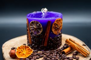 Lumânare Parfumată Cilindrica – Lavanda